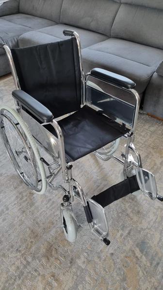 Продаю инвалидное кресло