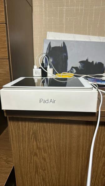 Продам Apple iPad Air 16 gb