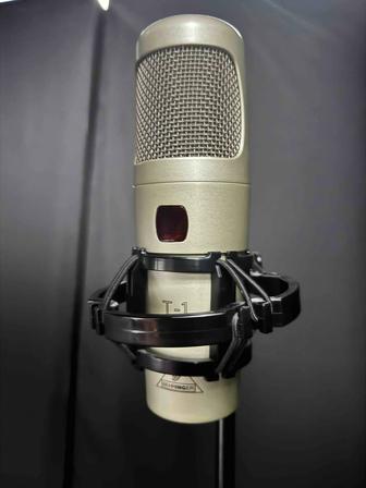 Ламповый студинный Микрофон Behringer T1