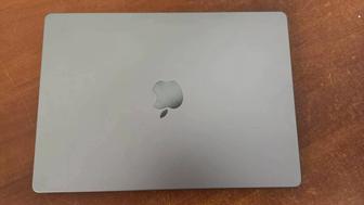 Продам Apple MacBook Pro