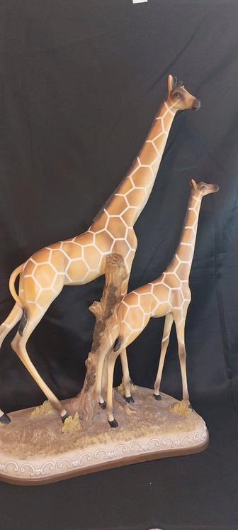 Продам фигуру жирафа