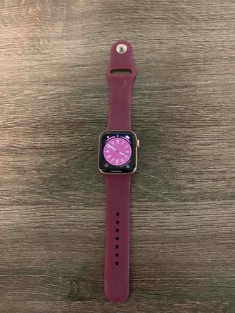 Продам Apple Watch 4 series, 40 mm