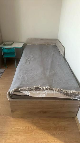 Продам мебель кровать