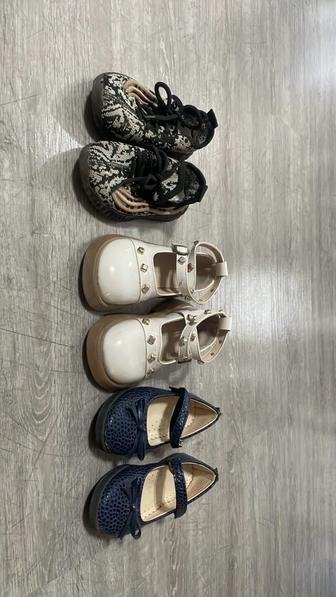 Обувь для девочки 3-4 года