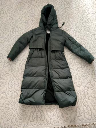 зимнаяя куртка(теплая стеганка длина до щиколотки)