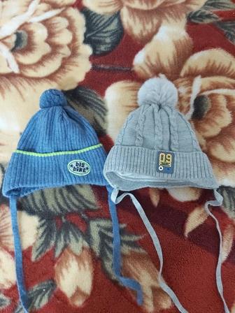 Детям Две шапочки зимняя и весенняя