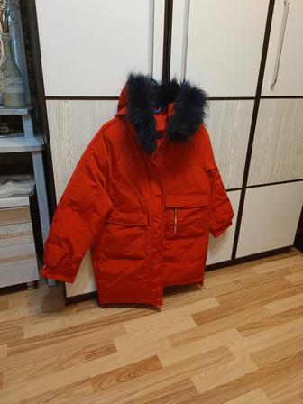 Продам зимнюю куртку подростковую