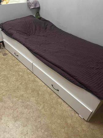 Продам односпальную кровать