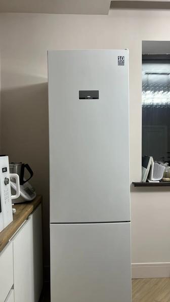 Продам холодильник Bosch в идеальном состоянии