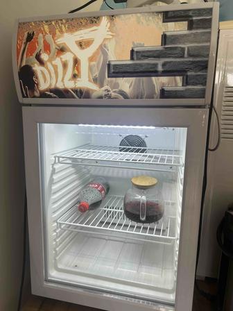 Продам холодильник в отличном состояний
