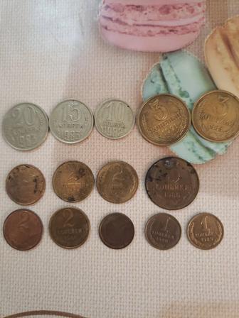 Продам монеты 10 копеек ссср разных годов с 1961по 1990 и разные монеты