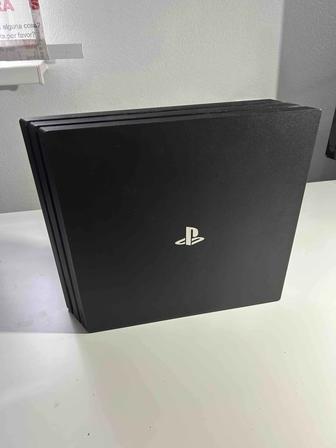 Продам PS4 Pro с 27 играми