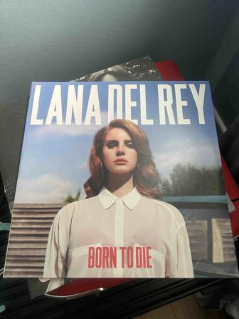 Продам виниловые пластинки Lana Del Rey
