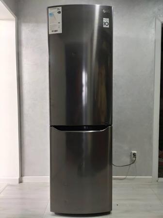 Холодильник FROST 190см