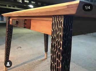 Барный стол из ценной породы карагача