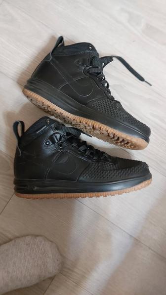 Кроссовки Nike Air Force 1