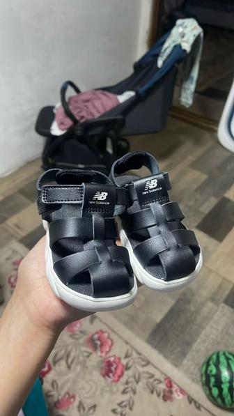 детская обувь сандали