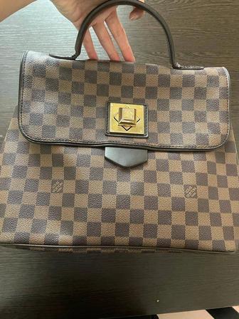 Шикарная брендовая сумка Louis Vuitton