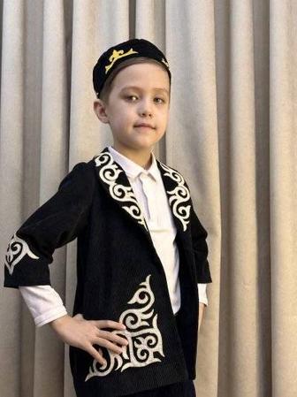 Прокат детский черный национальный этно костюм на мальчика 5-7 лет в Алматы