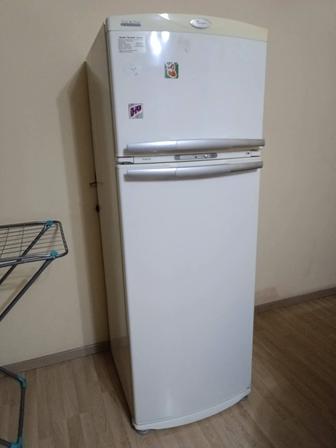 Холодильник Whirlpool БУ