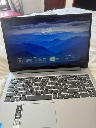 Продам Ноутбук Lenovo IdeaPad Slim 3 15IAH8 83ER001URK серый