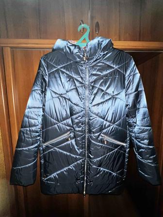 Демисезонная куртка 50-52 размер