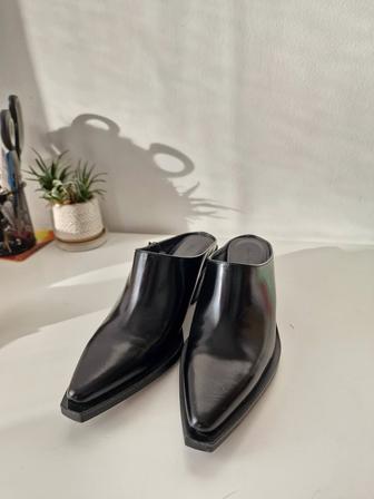 Кожаные туфли-мюли Massimo Dutti