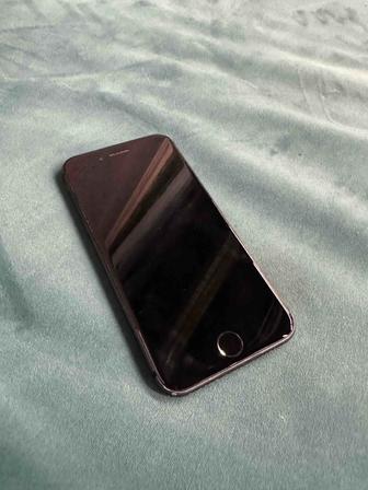 iPhone 8 black 64 gb