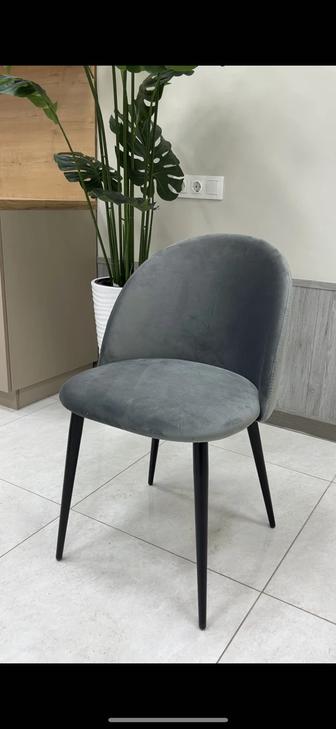 Продам мягкий стул новый