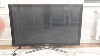ЖК-Телевизор Samsung Диагональ 94 см
