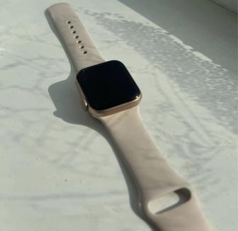 Продам Часы Apple watch se / эпл вотч / часы / айфон