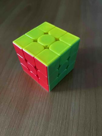 Кубик рубика 3 на 3 проффесиональный головоломка