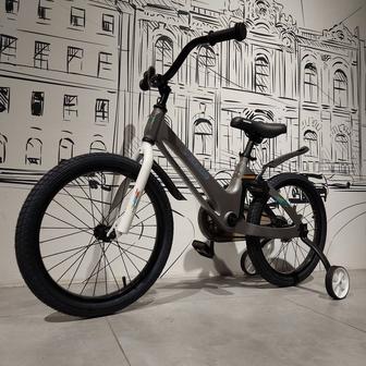 Детский двухколесный велосипед Prego 18. Алюминиевый. Облегченный