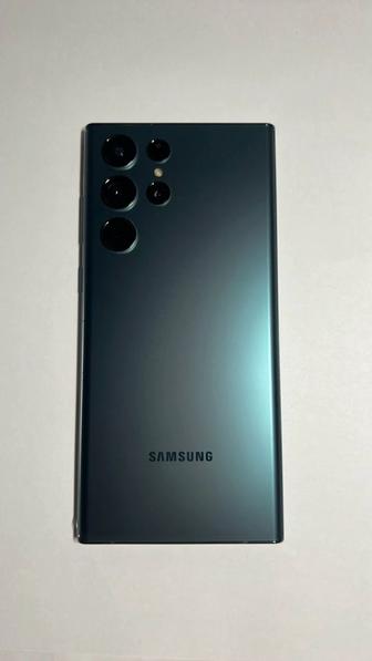 Срочно продам смартфон Samsung Galaxy S22 Ultra
