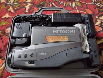 Видеокамера Hitachi,профессиональная