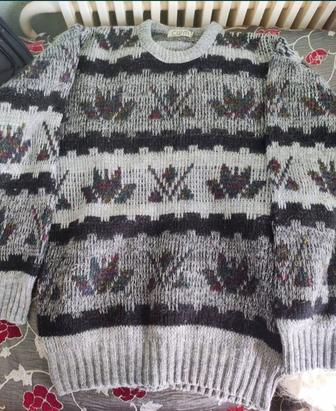 Продаётся свитер