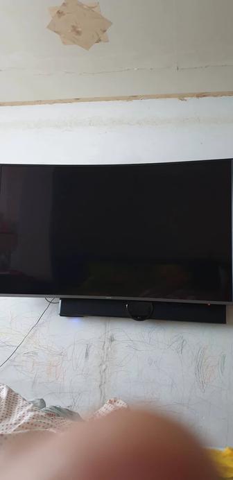 Продам телевизор самсунг 65 дюймов