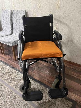 Продам кресло-коляску DOS ORTOPEDIA PLATINUM NEW-1000 с ручным приводом