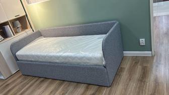 Детская кровать (диван)