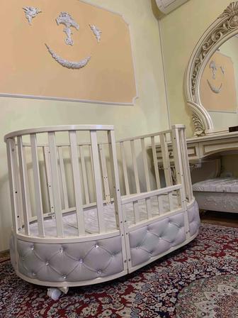 Продам детскую кровать для новорожденных