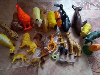 Игрушки для детей фигурки животных