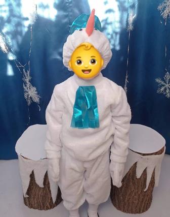 Карнавальный костюм Снеговика