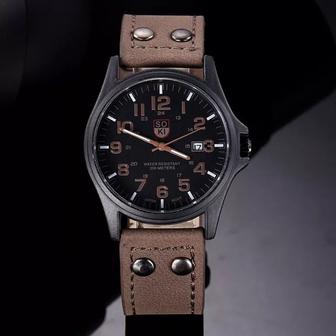 Мужские кварцевые наручные часы SoKi новые в подарочной упаковке