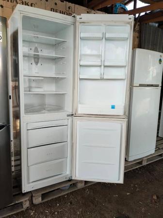 холодильник LG в рабочем состоянии высота 190