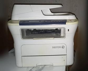 Продам МФу Xerox