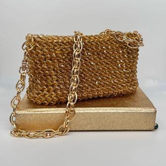 Вязанная сумочка из бусин