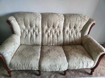 Продам диван и кресло Добрый стиль