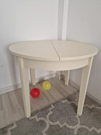 Продам круглый кухонный стол