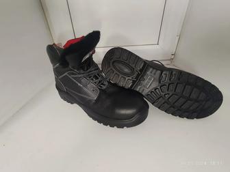 Рабочие ботинки зимние 44 размер, обувь