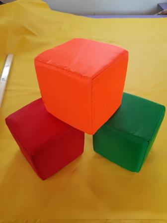 Кубик 20×20 см поролоновый с чехлом из оксфорда